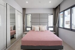 Sturdee Road (D8), Terrace #533419441